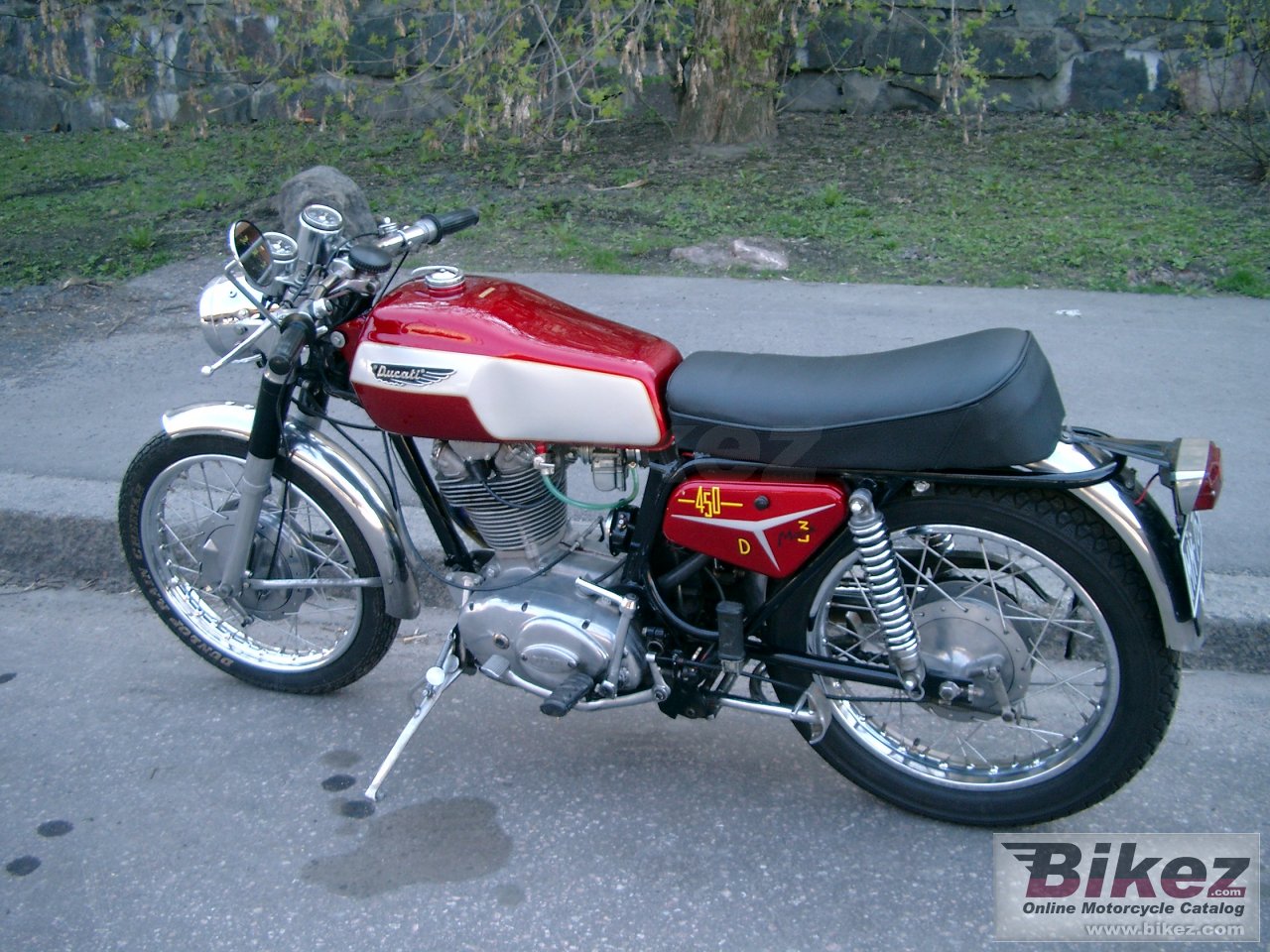 Big  450 mark 3 d picture and wallpaper from Bikez.com